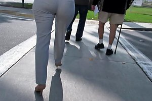 Sexy Thick Ass Pawg In Heels Crossing The Street Pt 1
